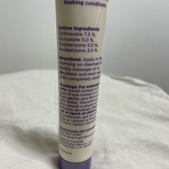 Meaningful Beauty Cindy Crawford Skin Brightening And Neck Treatment 1.7 Fl Oz - Picture 5 of 6
